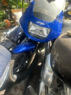 2005 Kawasaki EX 500 14,000 miles