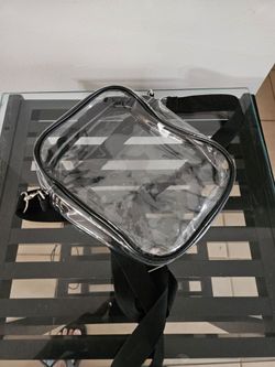 Clear purse for concerts
