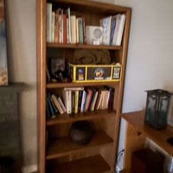Nice Bookcase!    Solid Heavy Wood!    