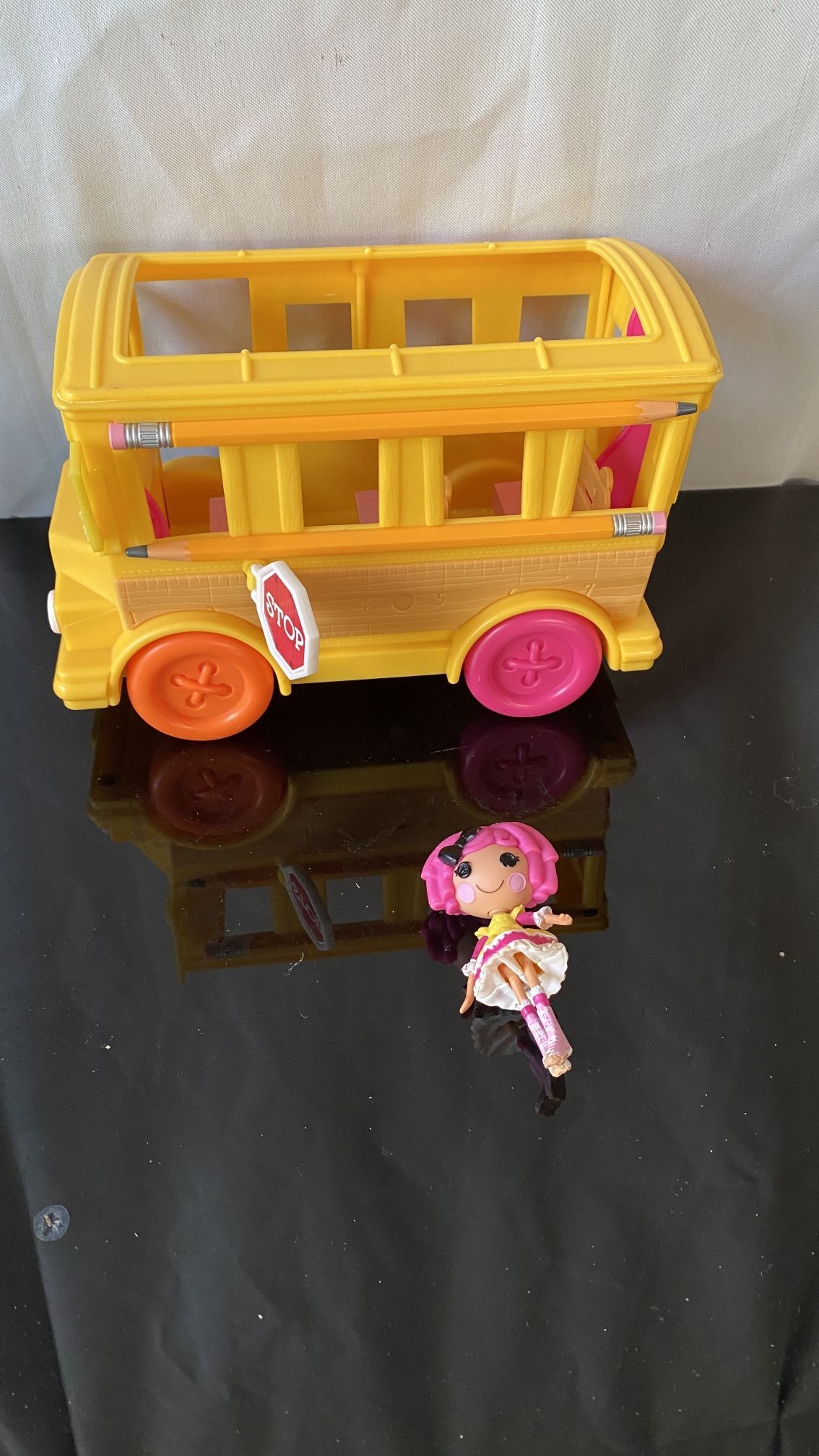 Lalaloopsy Doll & Bus