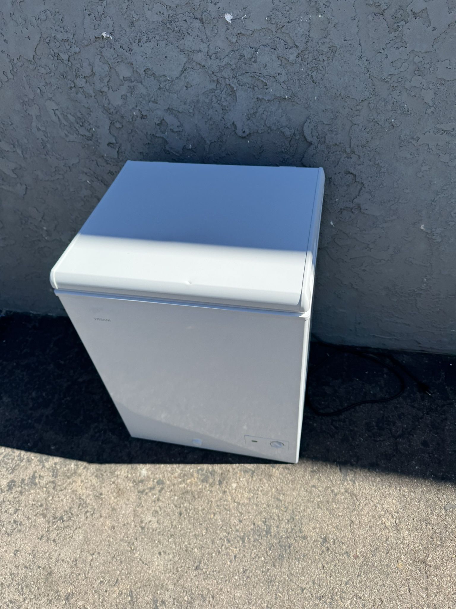 Deep Chest Freezer I Offer Delivery In San Diego