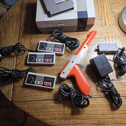 Original 1985 NES 001 Nintendo Package