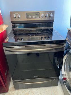 Frigidaire Gallery Electric Range Black Stainless