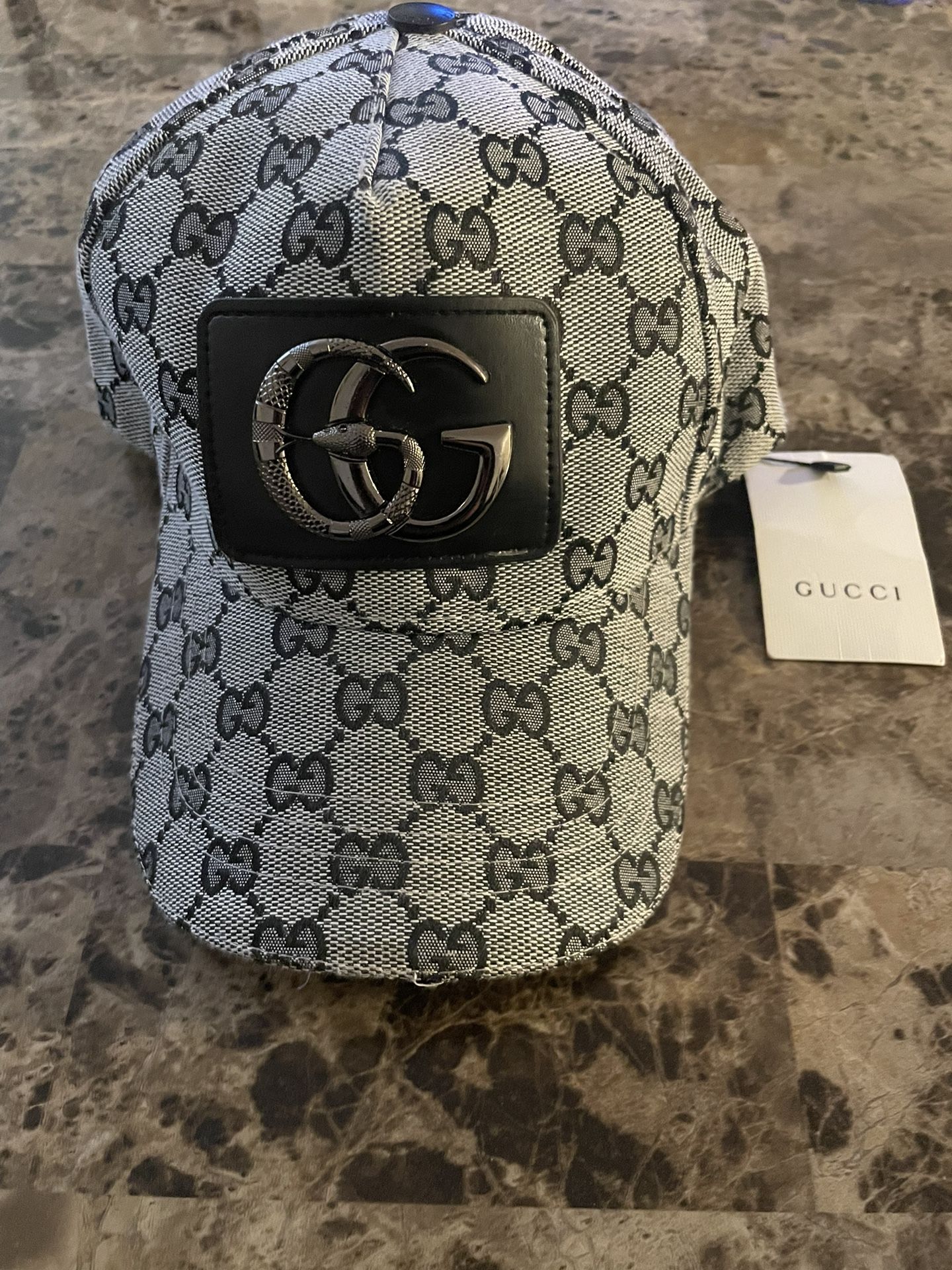 Gucci / Brown Black