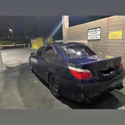 BMW E60 550i 