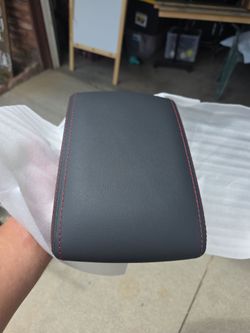 Brand New Center Console Lid For Subaru  2015-2020