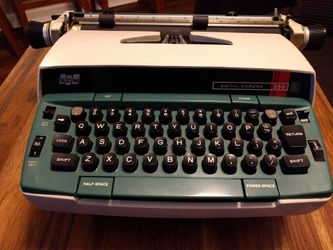 BCM Smith Corona 250 Typewriter