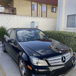 2012 Mercedes Benz C300