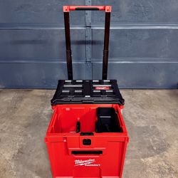 Milwaukee PACKOUT 19’ Rolling Drawer Box