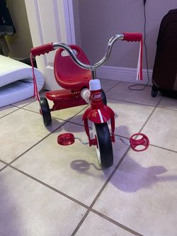 Radio Flyer Kids Red Tricycle