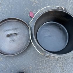 8 Quart Cast Iron Pot