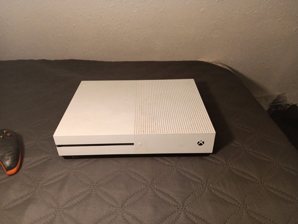 Xbox 1 S