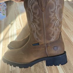 Like New Ariat Unbridled Rancher Waterproof Boot