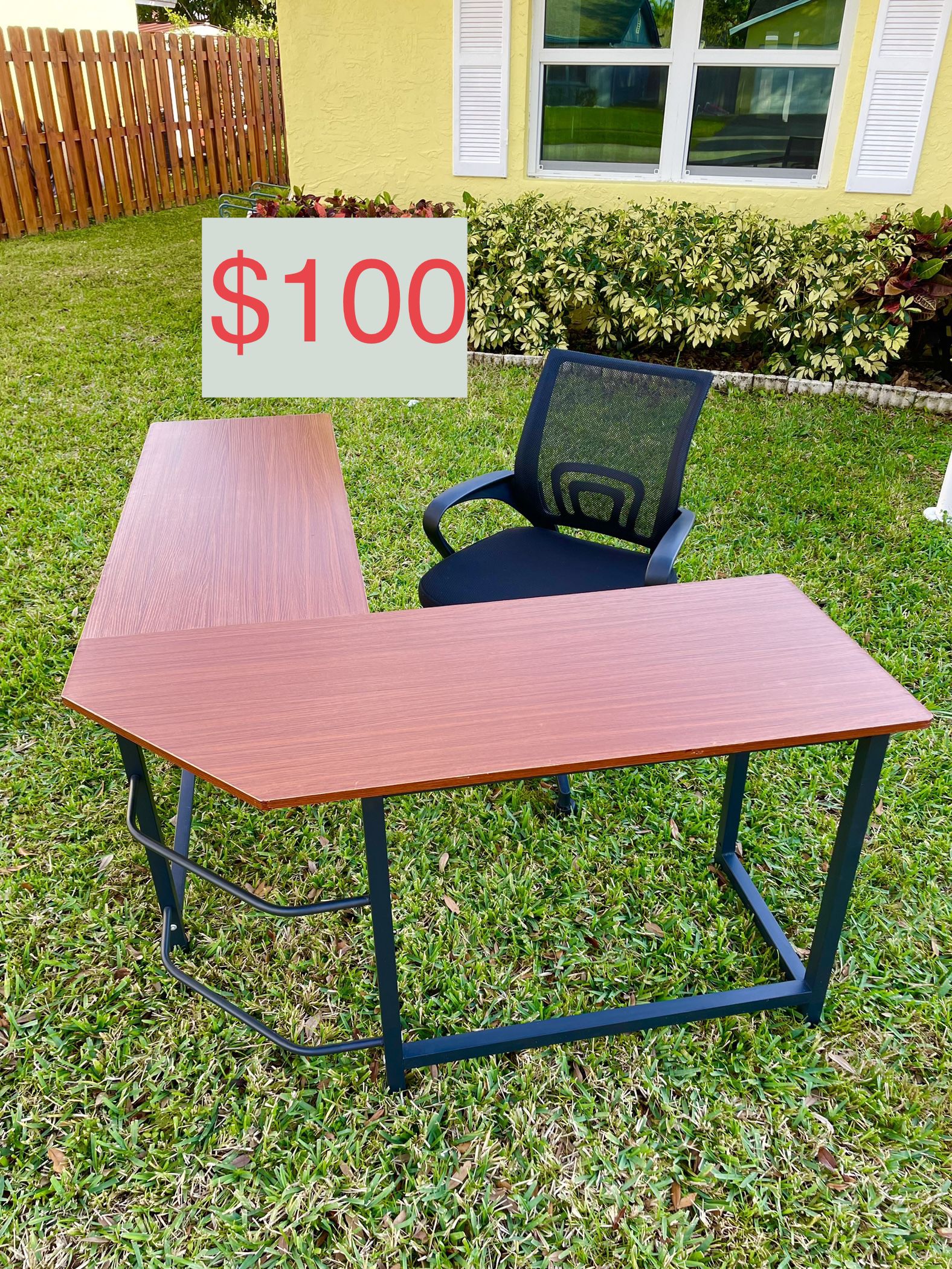 Super Nice L-Shaped Corner Desk With Hydraulic Chair Included. Excellent Condition! Sold As A Set Only!