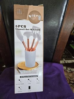 5 Pcs Utensil Set With Crock
