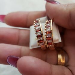 Red And White Diamond Earrings 