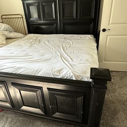 King Panel Bed bedroom Set