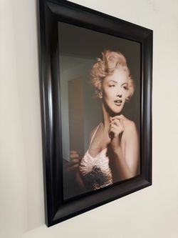Marilyn Monroe B&W Framed Portrait