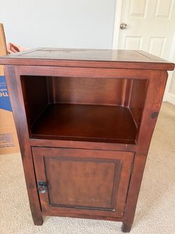 Night stand