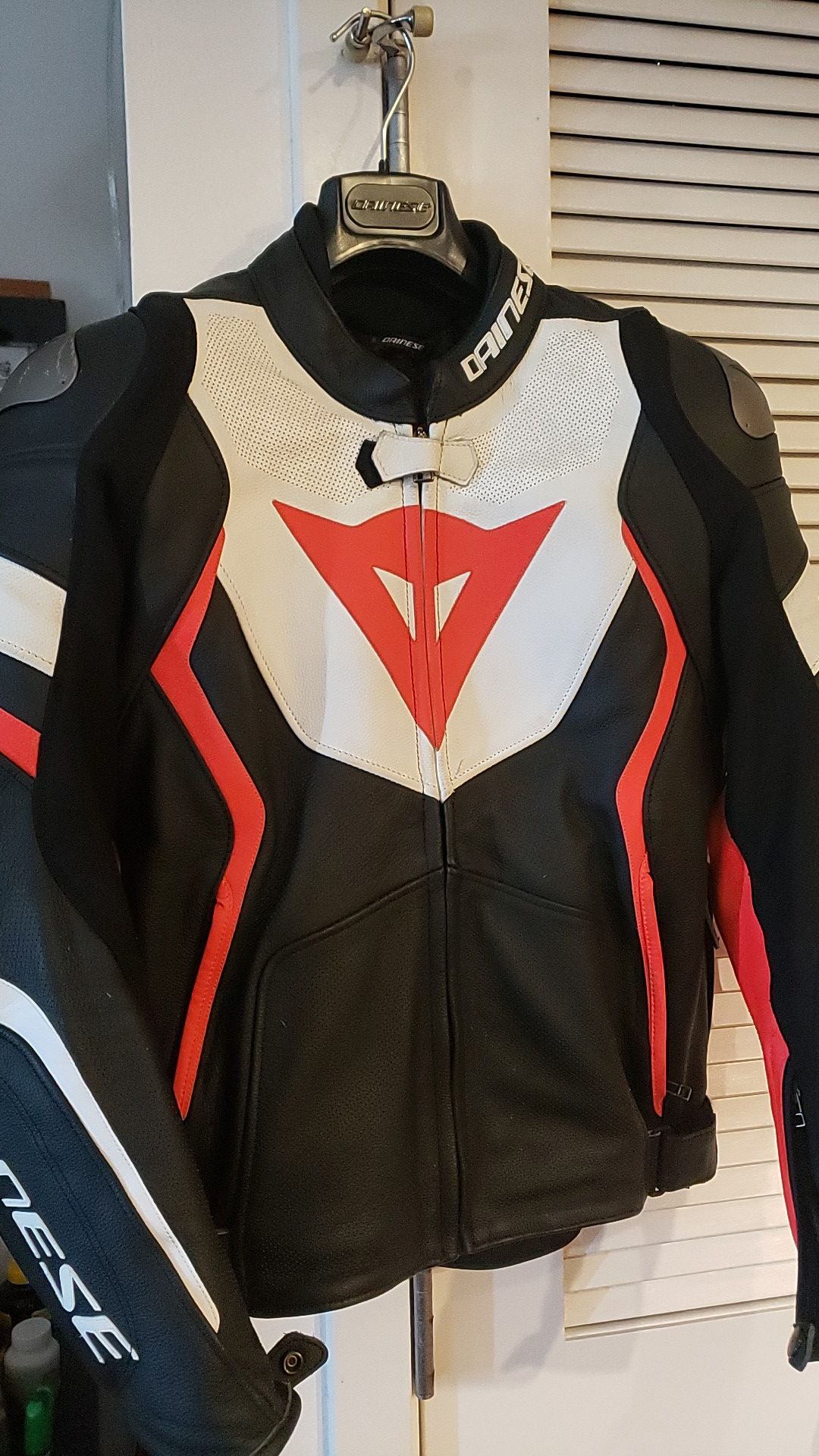 DAINESE Avro Perf Leather Jacket-Eur 48