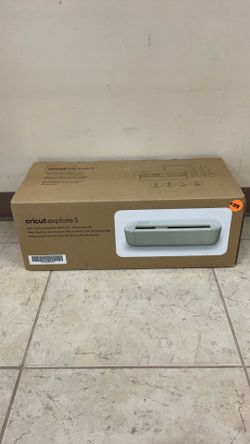 CRICUT EXPLORE 5 12” CUTTING MACHINE STARTER BUNDLE.