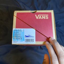 Vans "Off The Wall" Classic Slip On Color Theory Checkerboard Blue 🔵