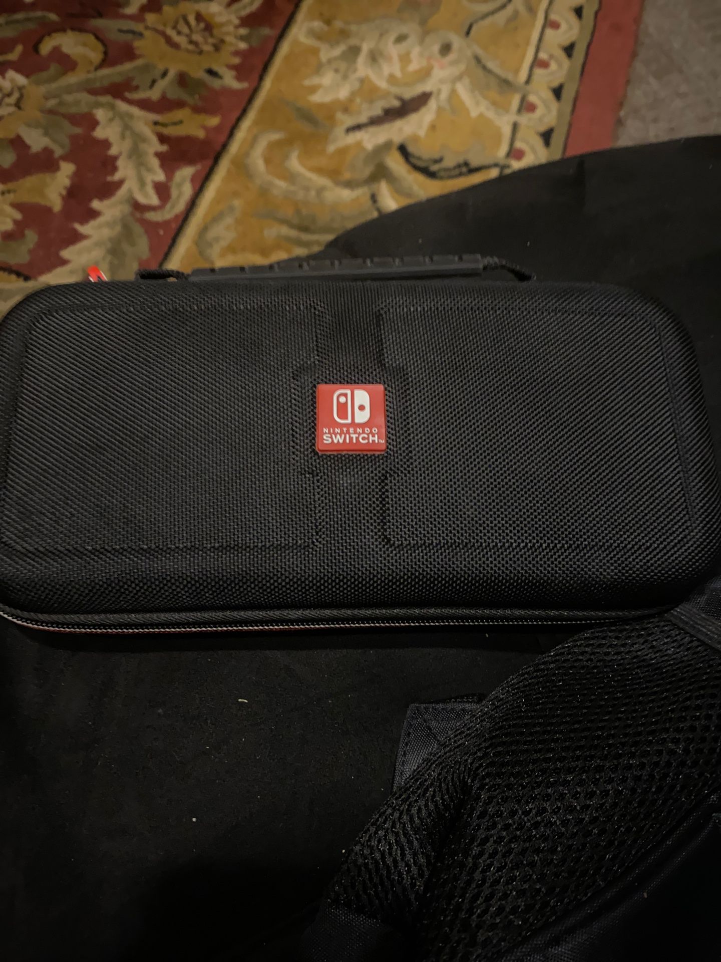 Nintendo Switch V1 Come With Everything