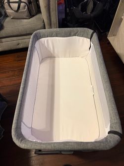 Baby Bassinet with Mattress