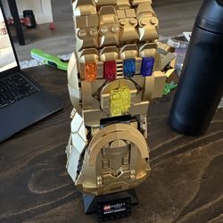 Lego LEGO Marvel Infinity Gauntlet Set 76191 Collectible Thanos Glove with Infinity Stones
