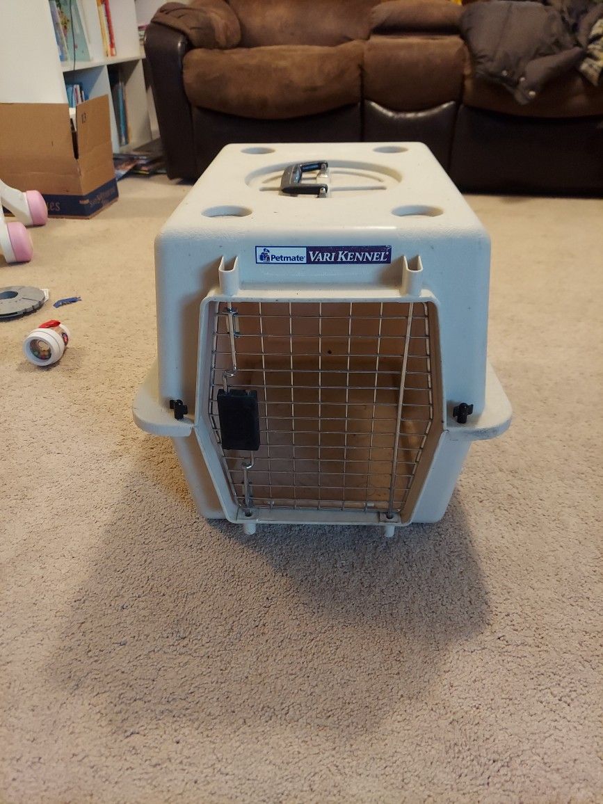 Small Kennel - Petmate Vari Kennel