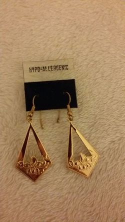 Gold plated earrings