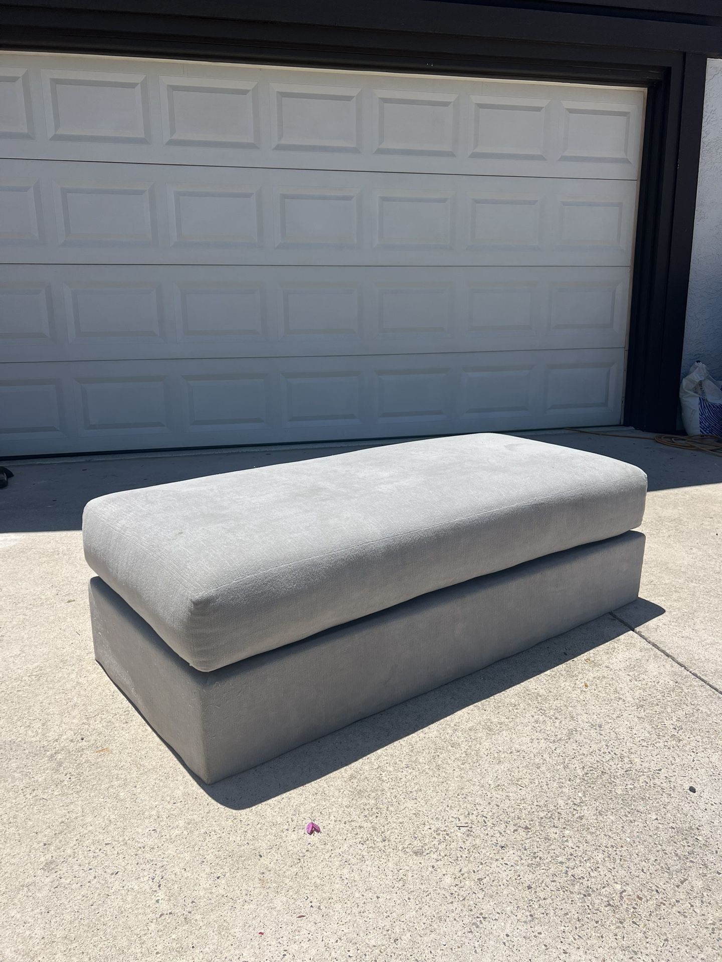 Large Ottoman with Washable Cover – Comfortable & Functional