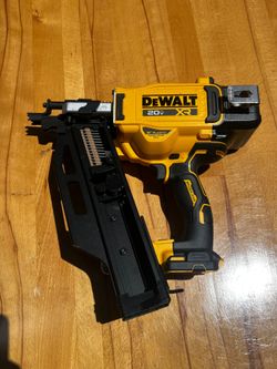 Dewalt 21° Framing Gun