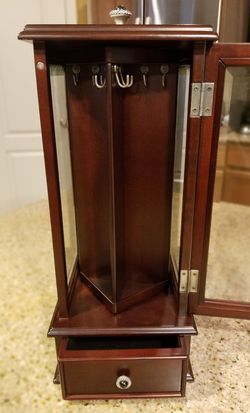 Jewelry rack