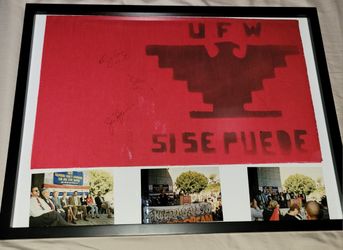Signed Dolores Huerta UFW Si Se Puede Flag with Photos