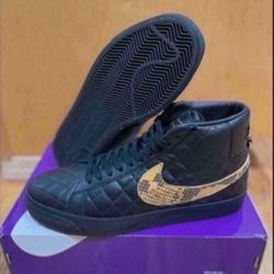 Nike  Supreme SB Blazer Mid QS Size 11 Brand New 
