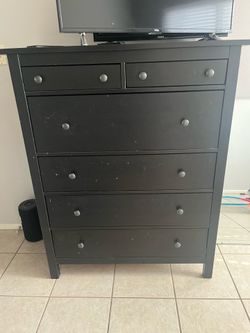 Black dresser