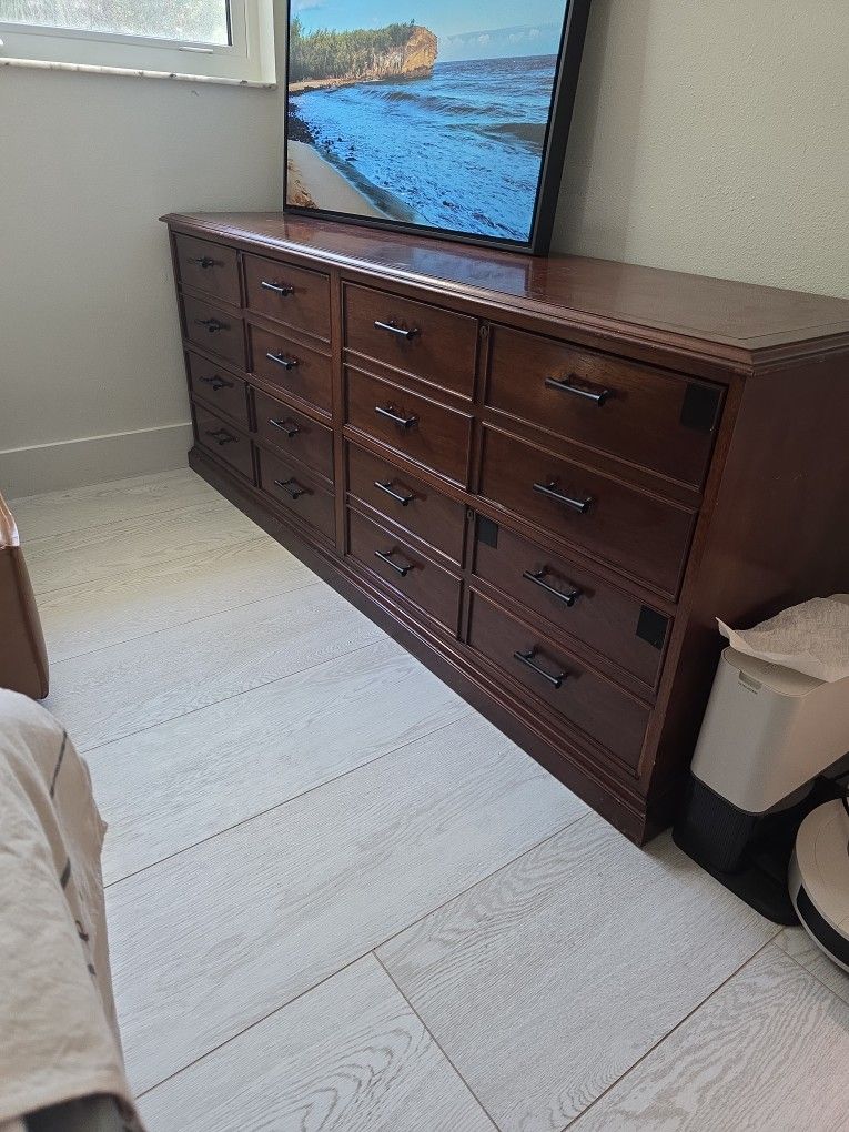Drawer Organizer, Storage, Dresser, Cabinet. Big