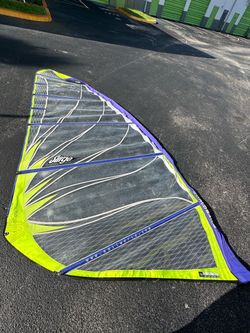 World Sails Surge 7.0 Windsurf Sail w/ Bag – Used / Repaired