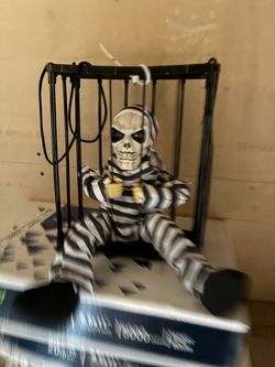 Halloween Skeleton Prisoner Cage Decoration