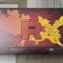 Pokemon Cards - Moltres UPC Ultra Premium Collection 