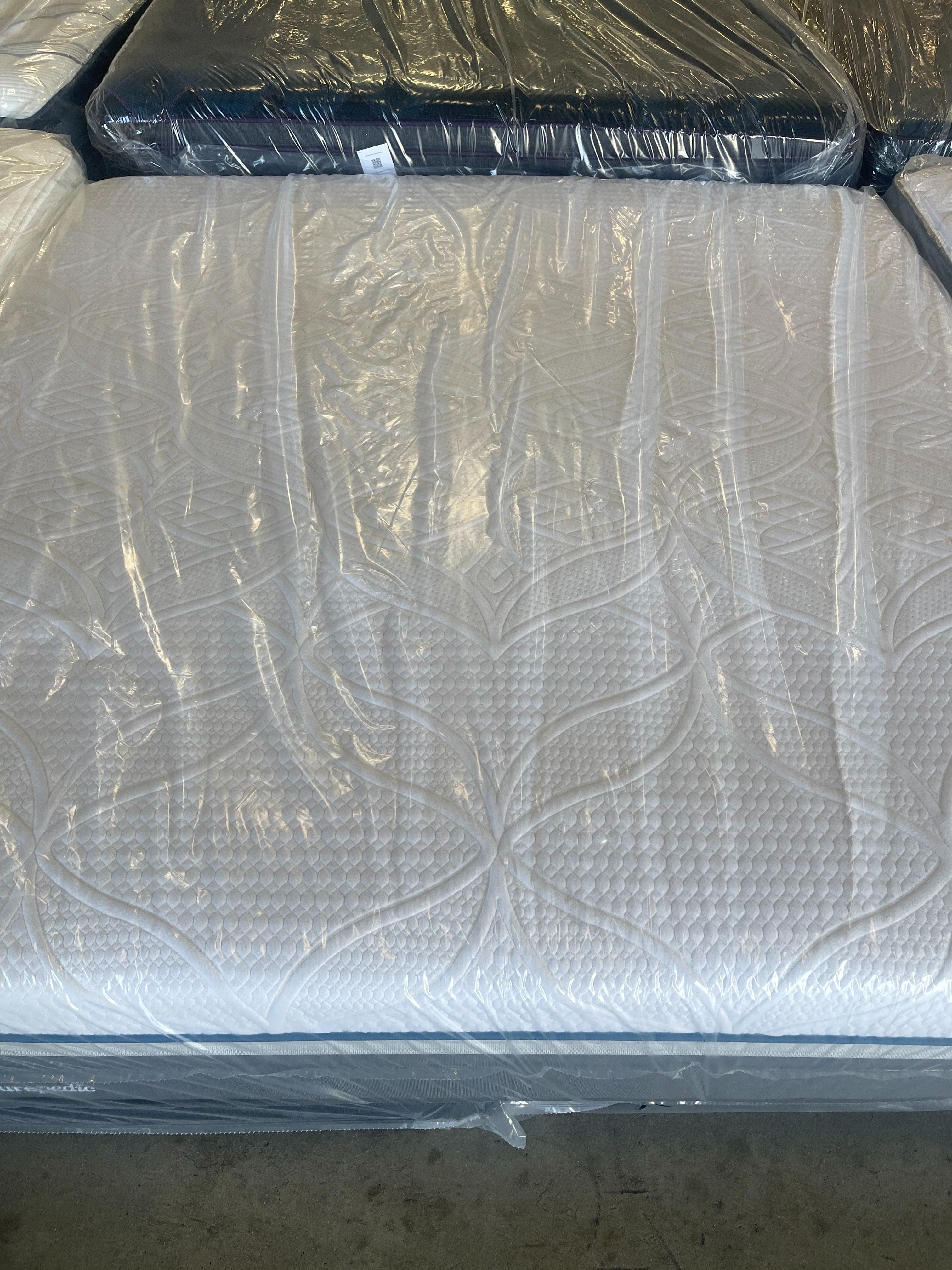 Sealy Posturpedic Premier Silver Hybrid King