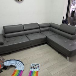 Sofa L-shaped