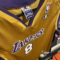 Kobe Bryant Los Angeles Lakers 00’s Champion Jersey XL YOUTH