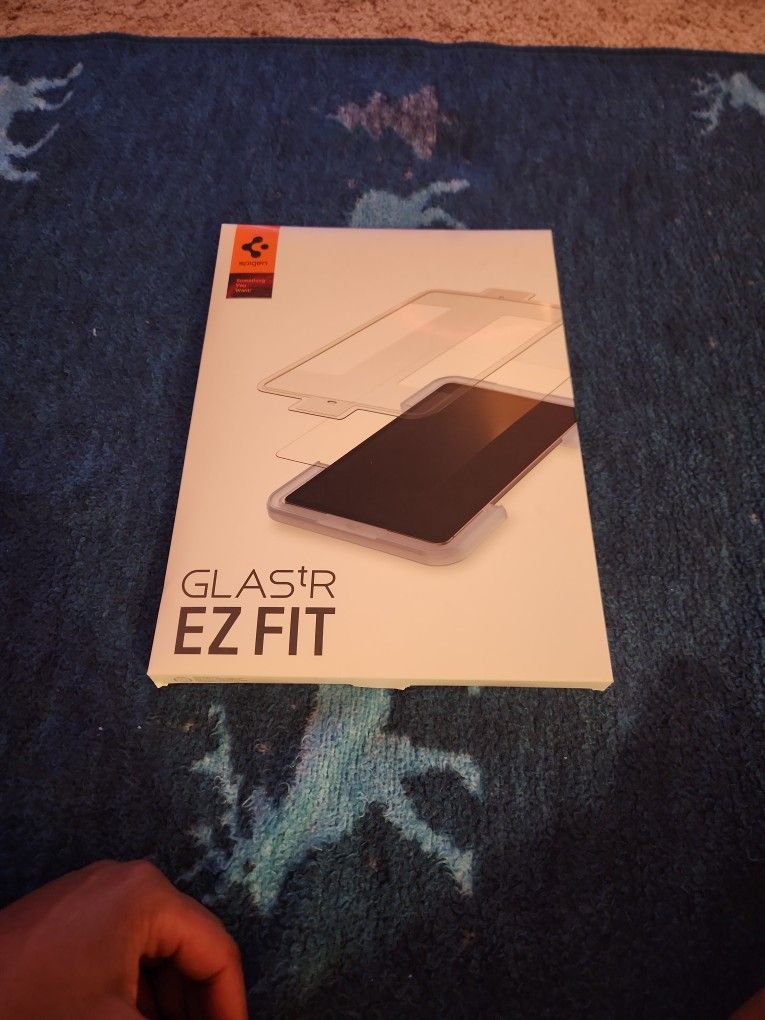 Spigen Tempered Glass Screen Protector [GlasTR EZ FIT] designed for iPad Pro 12.9 inch M2 (2022) / iPad 