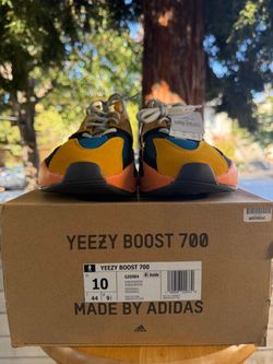 Yeezy Boost 700 ‘Sun’