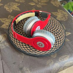 Beats Headphones (used) [SOLO HD - Special Edition]