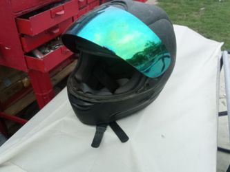 Black Full-Face Motorcycle Helmet