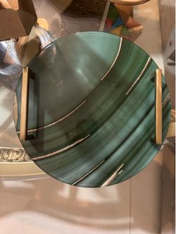 Modern Decorative Round Serving Tray – Excellent Condition