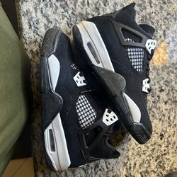 New Jordan 4 white lightning size 4.5y